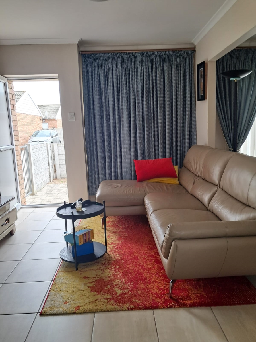 3 Bedroom Property for Sale in Fairview Eastern Cape